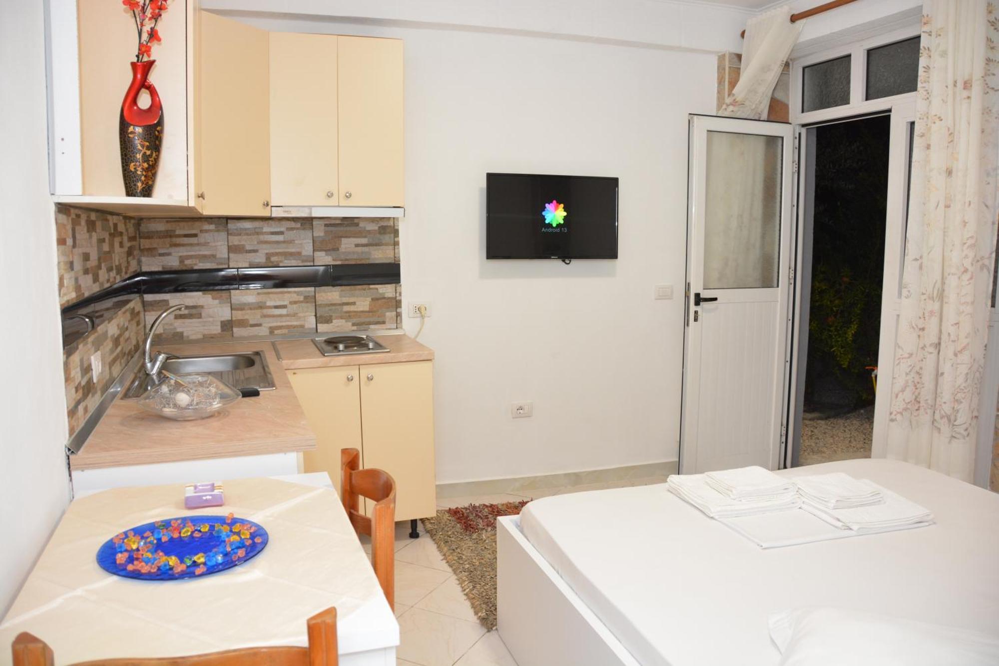 Vlorë Mico'S Apartments מראה חיצוני תמונה
